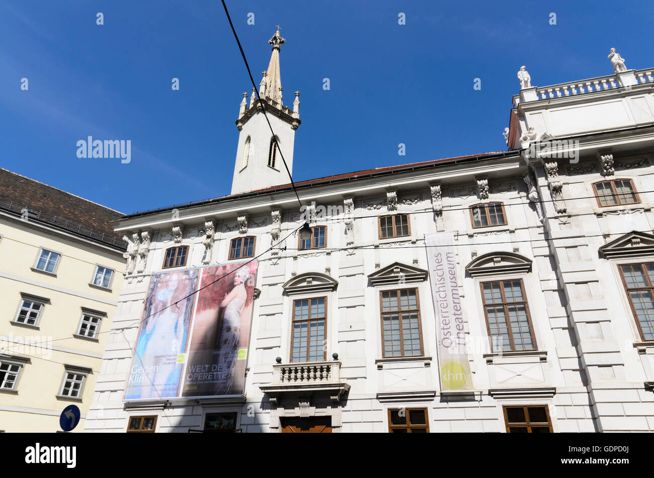 Wien, Vienna: Lobkowicz Palace con il Museo Teatrale e la chiesa degli Agostiniani, Austria, Wien, 01. Foto Stock