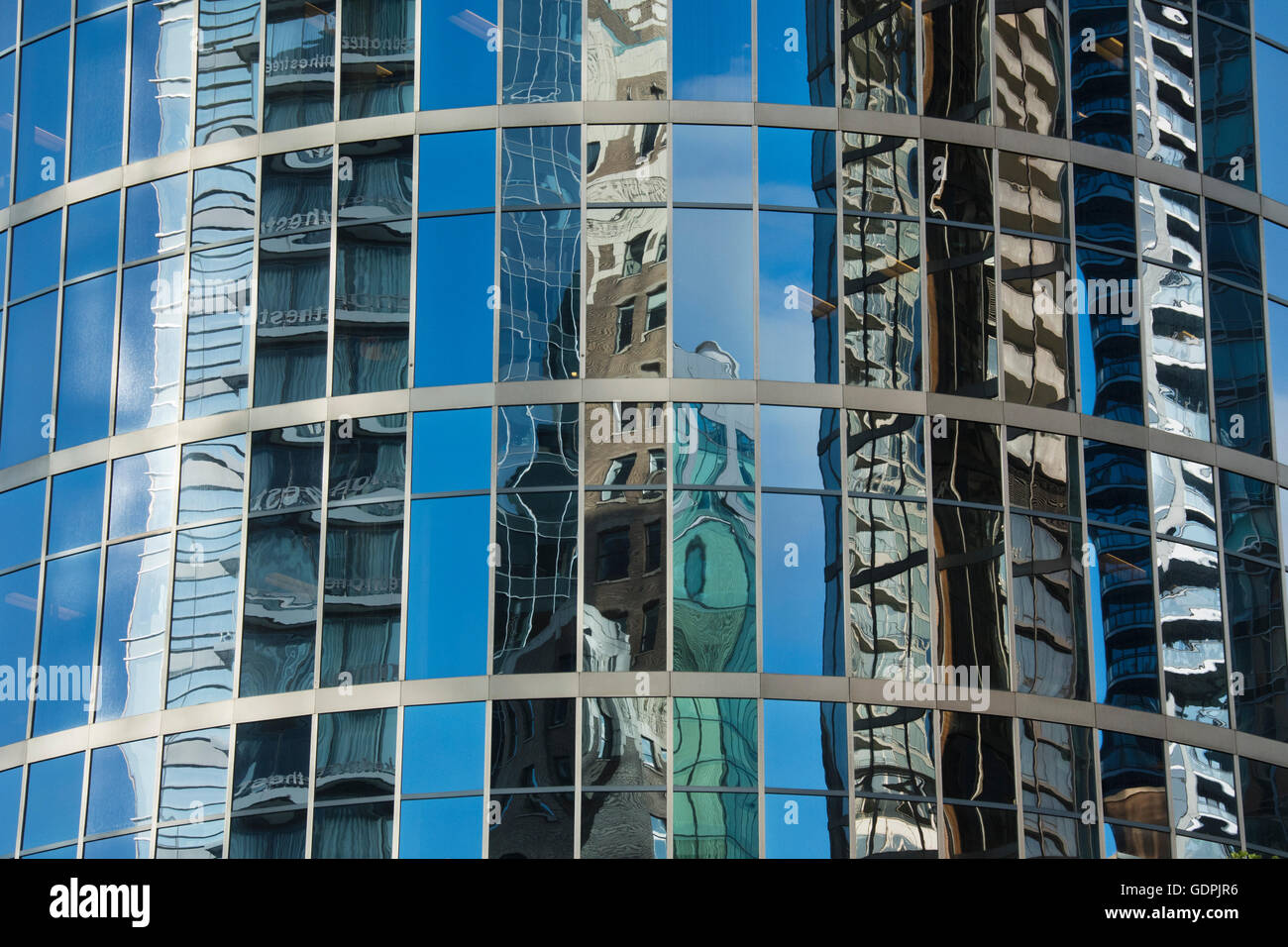 Finestra grattacielo riflessioni, Vancouver BC, Canada Foto Stock