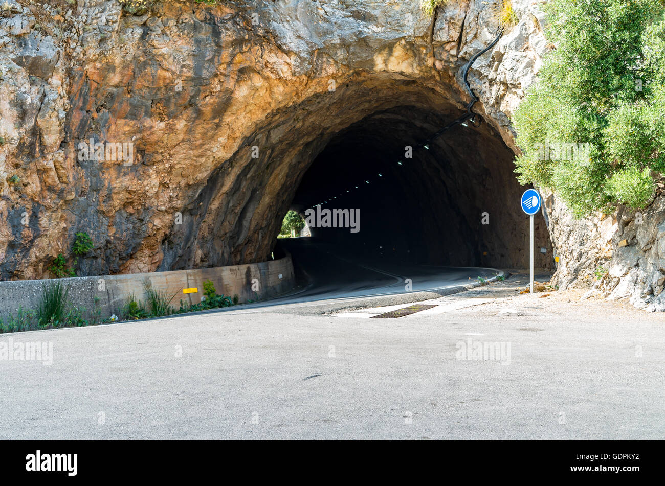 Strada per Sa Calobra nella Serra de Tramuntana - Montagne in Mallorca, Spagna Foto Stock