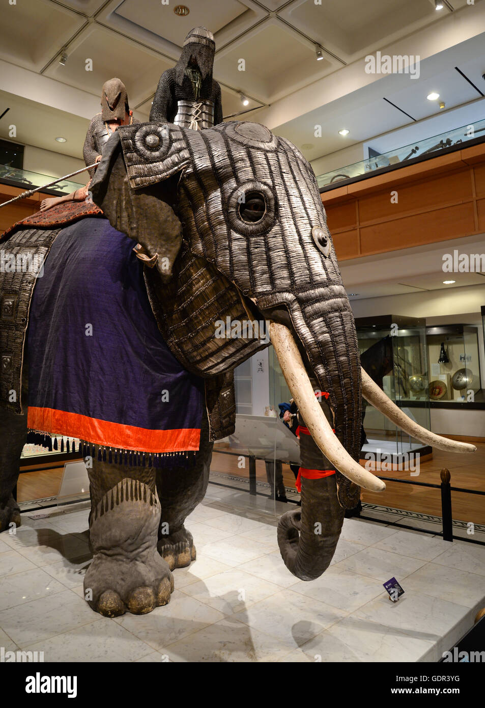 Elephant corazza, questo è il più grande animale armatura nel mondo e risale a circa il 1600. Foto Stock