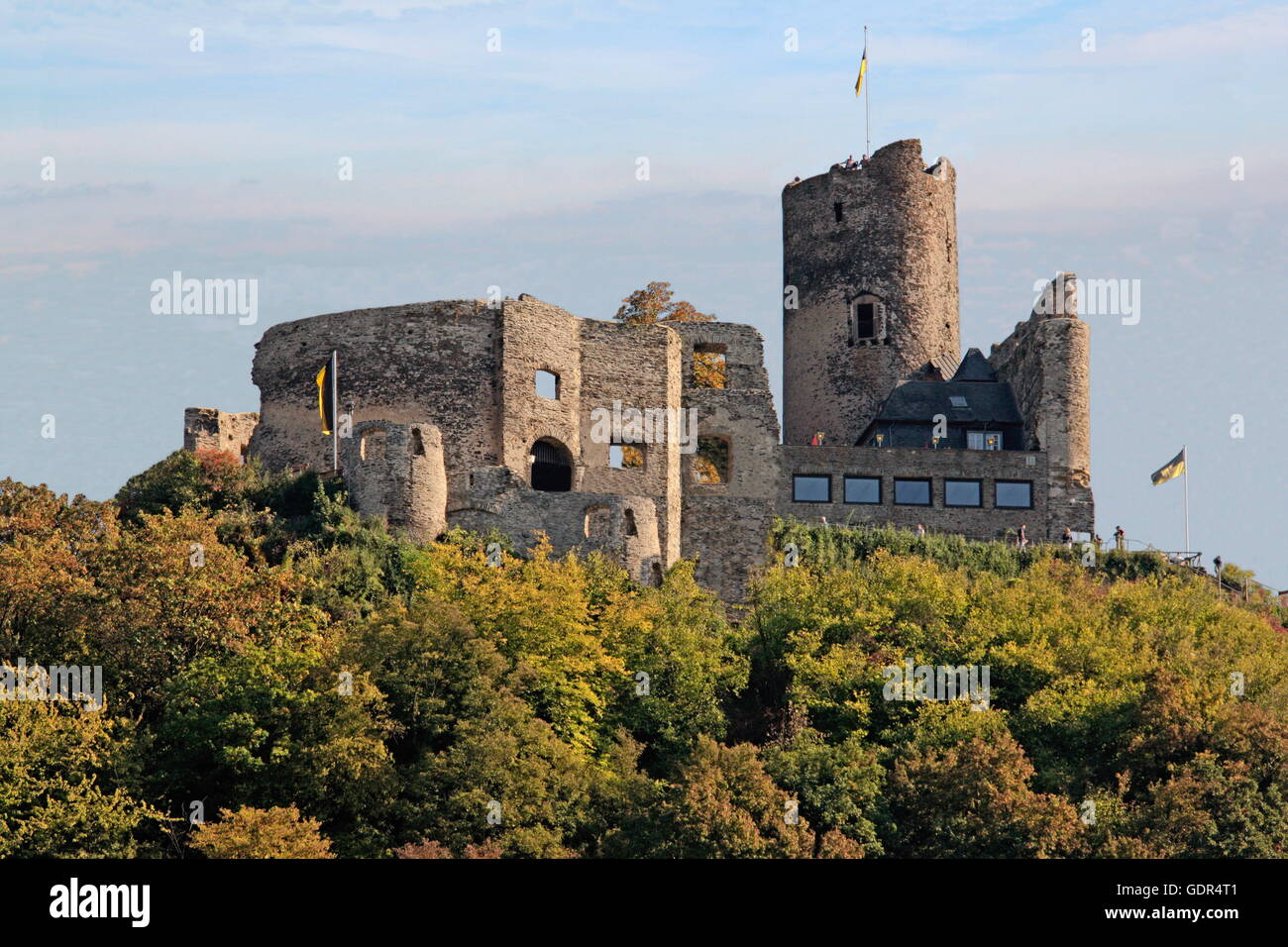 Geografia / viaggi, in Germania, in Renania Palatinato, Bernkastel-Kues sul fiume Mosella, castello Landshut, vista esterna, Additional-Rights-Clearance-Info-Not-Available Foto Stock