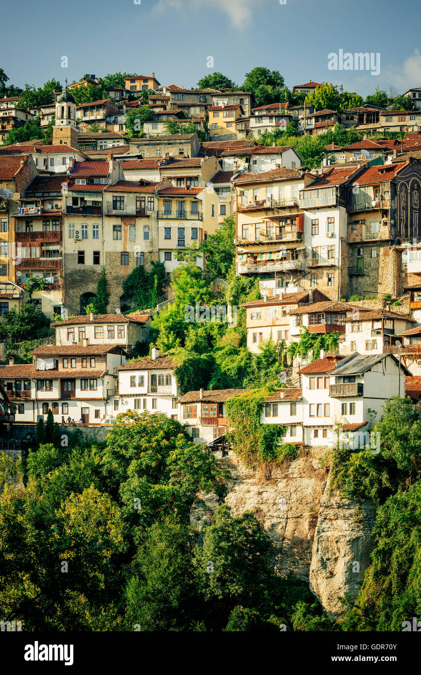Vista di Veliko Tarnovo, una città in North Central Bulgaria Foto Stock