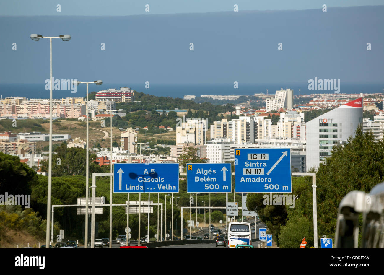 Cartello stradale con riguardo a Belem e Sintra, Lisbona, distretto di Lisbona, Portogallo, Europa Sintra, Lisbona, Lisbona, Portogallo, Europa Foto Stock