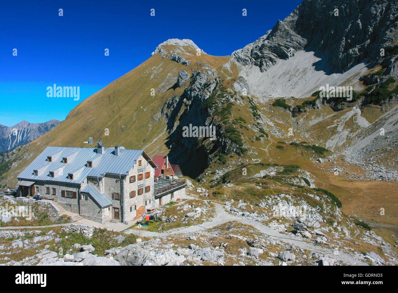 Geografia / viaggi, in Germania, in Baviera, paesaggi, Alpi Hintersteiner Tal, Prinz-Luitpold-Huette am Grosser Daumen (mount), , Additional-Rights-Clearance-Info-Not-Available Foto Stock