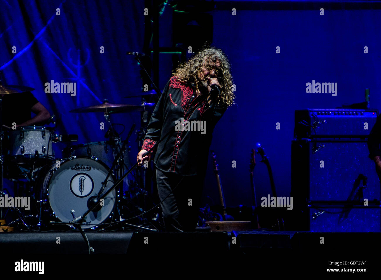 Milano, Italia. Il 20 luglio, 2016. Robert Plant suona dal vivo a Assago Estate Arena di Milano, Italia, il 20 luglio 2016 Credit: Mairo Cinquetti/Alamy Live News Foto Stock