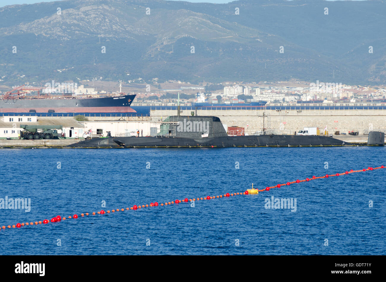 Gibilterra. 22 Luglio, 2016. HMS agguato in riparazione a Gibilterra. Il Royal Naval sottomarino era stato coinvolto in un "radente" collisione mentre sommerso al largo di Gibilterra. Credito: Catherine Scott/Alamy Live News Foto Stock