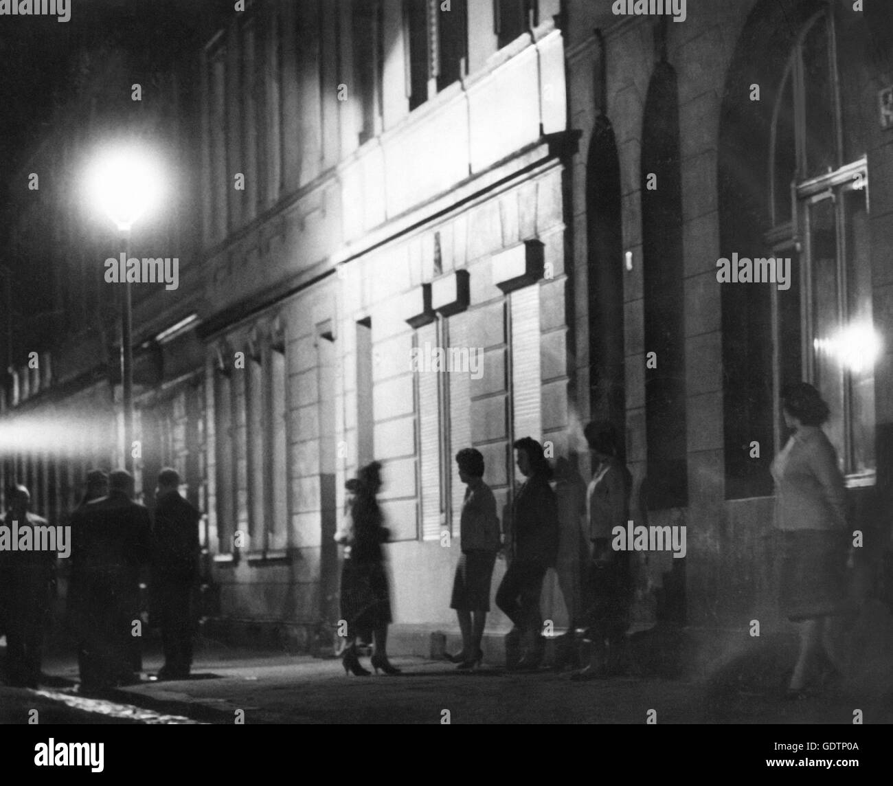 Prostitute in Düsseldorf, 1959 Foto Stock