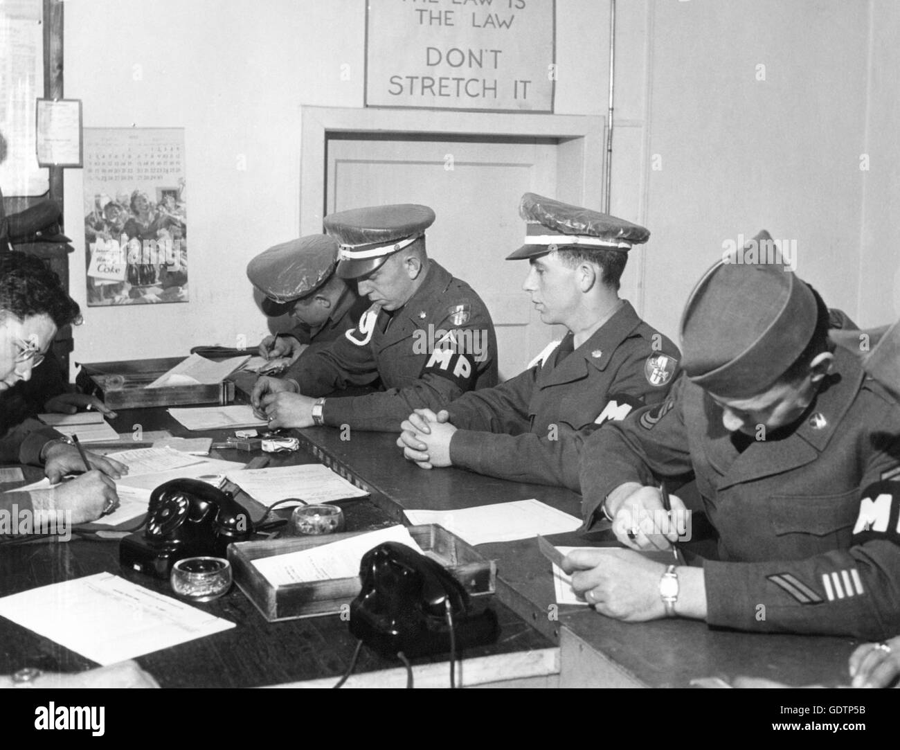 Noi la Polizia Militare durante il periodo di occupazione Foto Stock