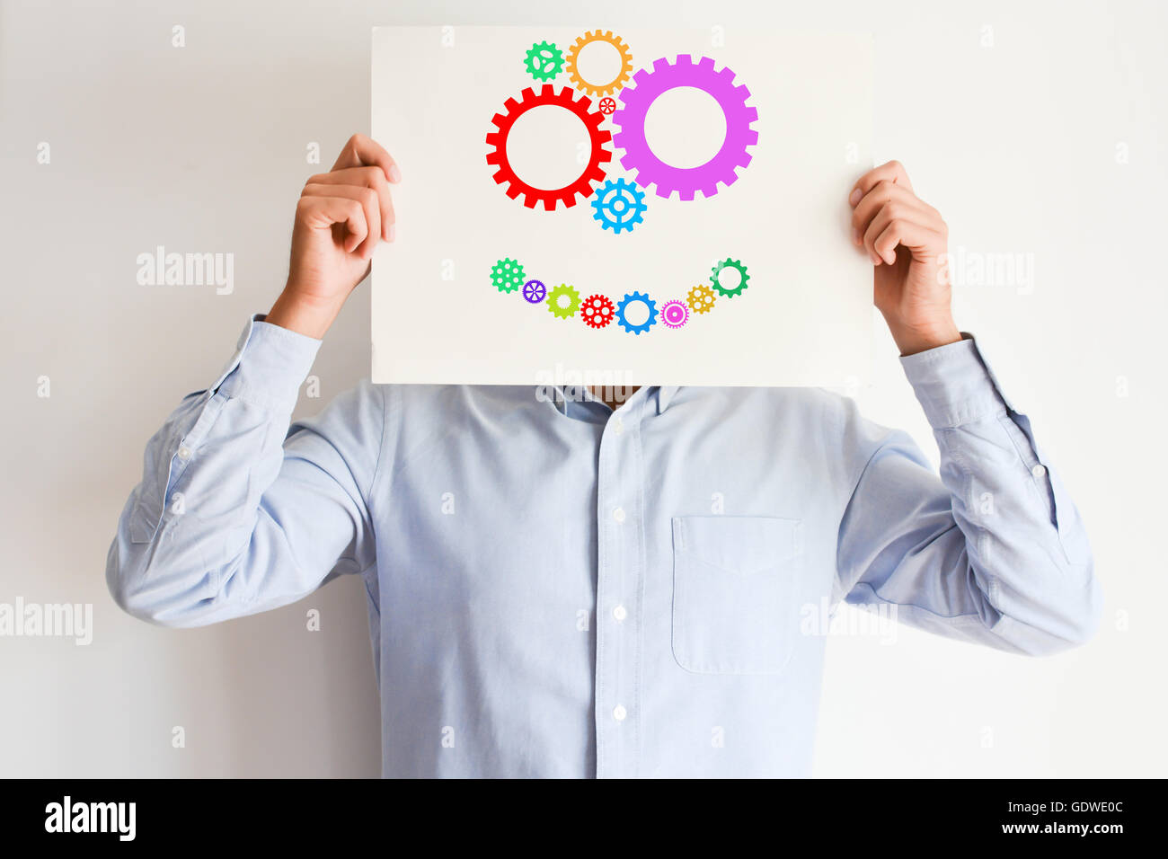 Mente creativa concetto la filatura ingranaggi o ruote Foto Stock