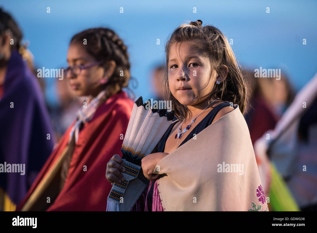 Native American ragazze ballerini eseguono durante il Sac & Fox nazione Pow-wow, Stroud, Oklahoma, U.S.A. Foto Stock