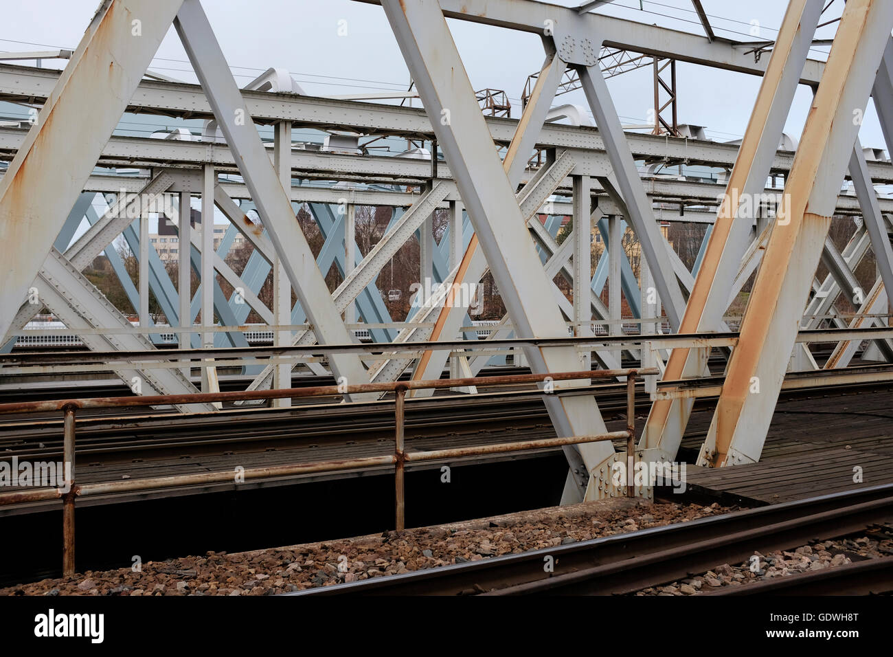 Costruzione in acciaio del ponte della ferrovia, orizzontale Foto Stock