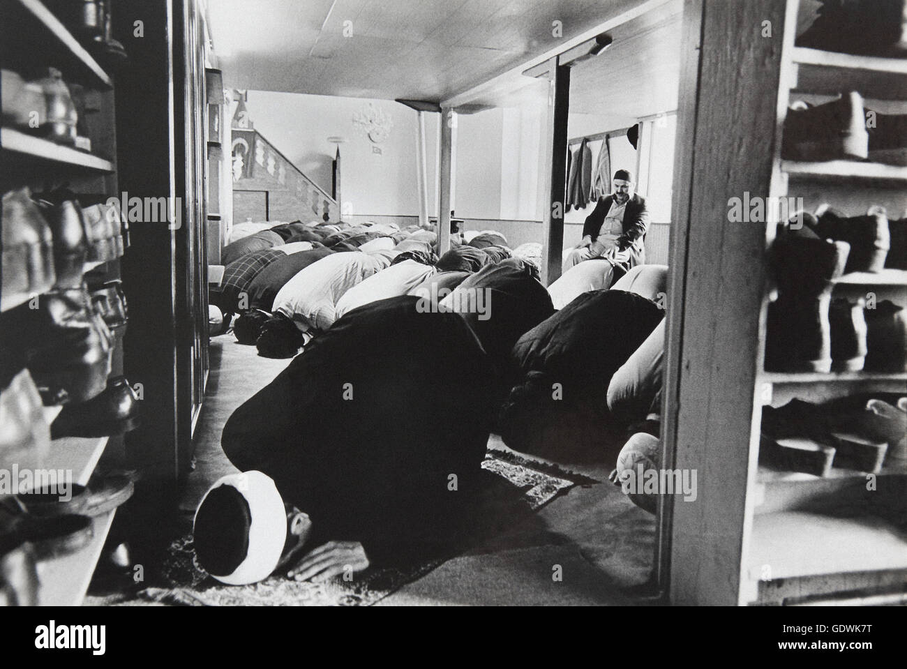 La preghiera del venerdì in una moschea di Essen Foto Stock