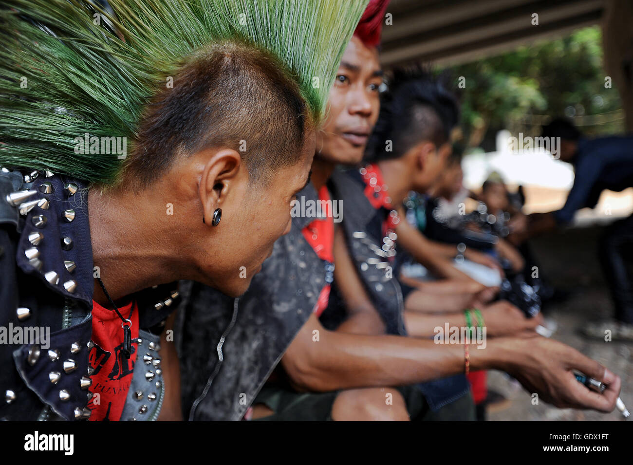 Punk a Yangon Foto Stock