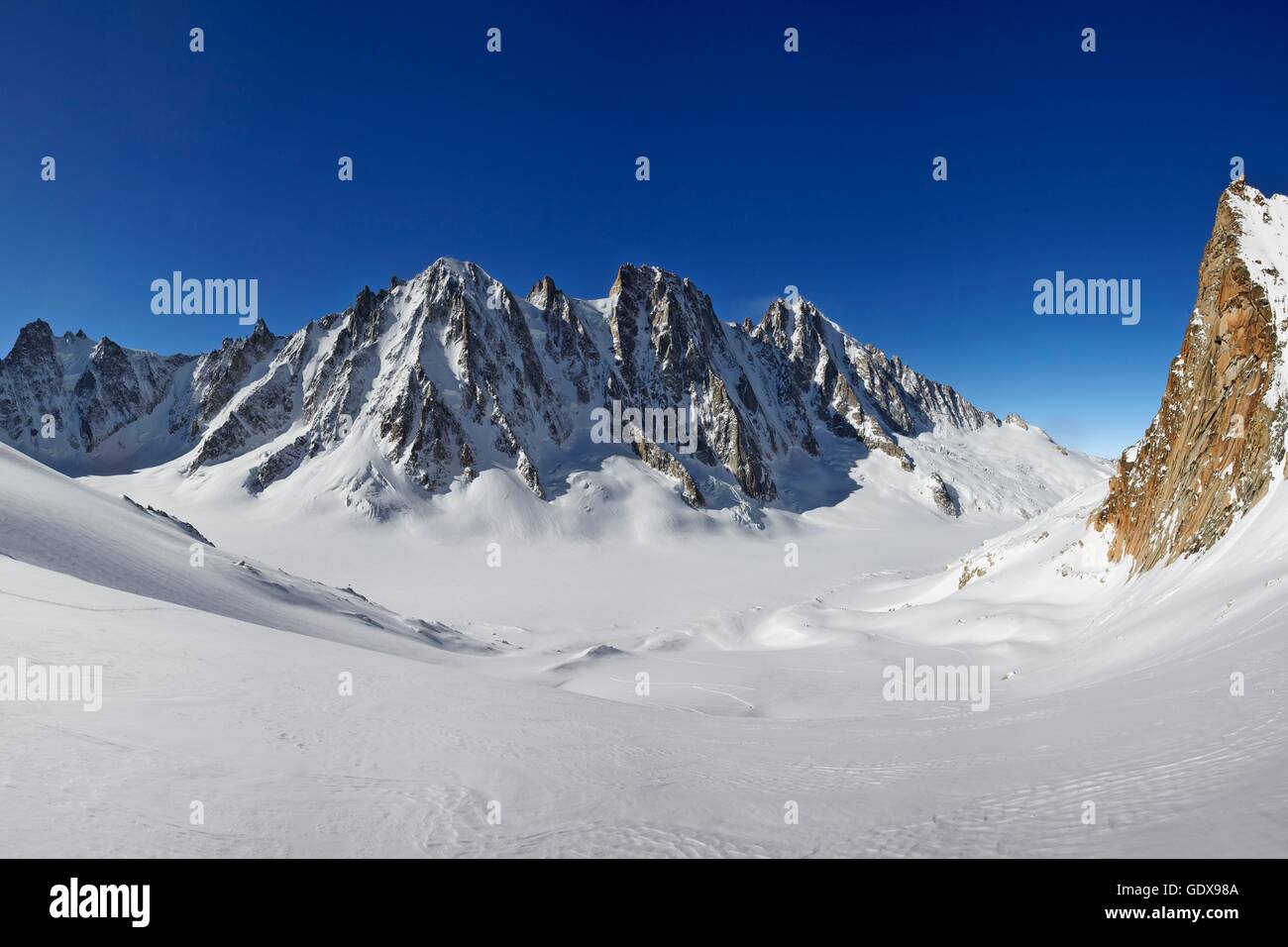 Geografia / viaggi, Francia, il ghiacciaio di Argentiere, gamma Mont-Blanc, Chamonix Additional-Rights-Clearance-Info-Not-Available Foto Stock
