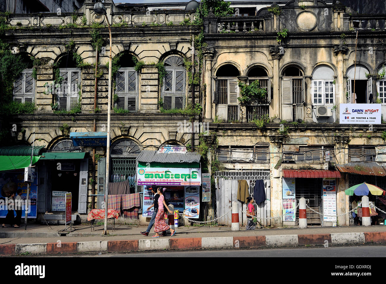 MYANMAR. Yangon. 2013. Edificio coloniale. Foto Stock