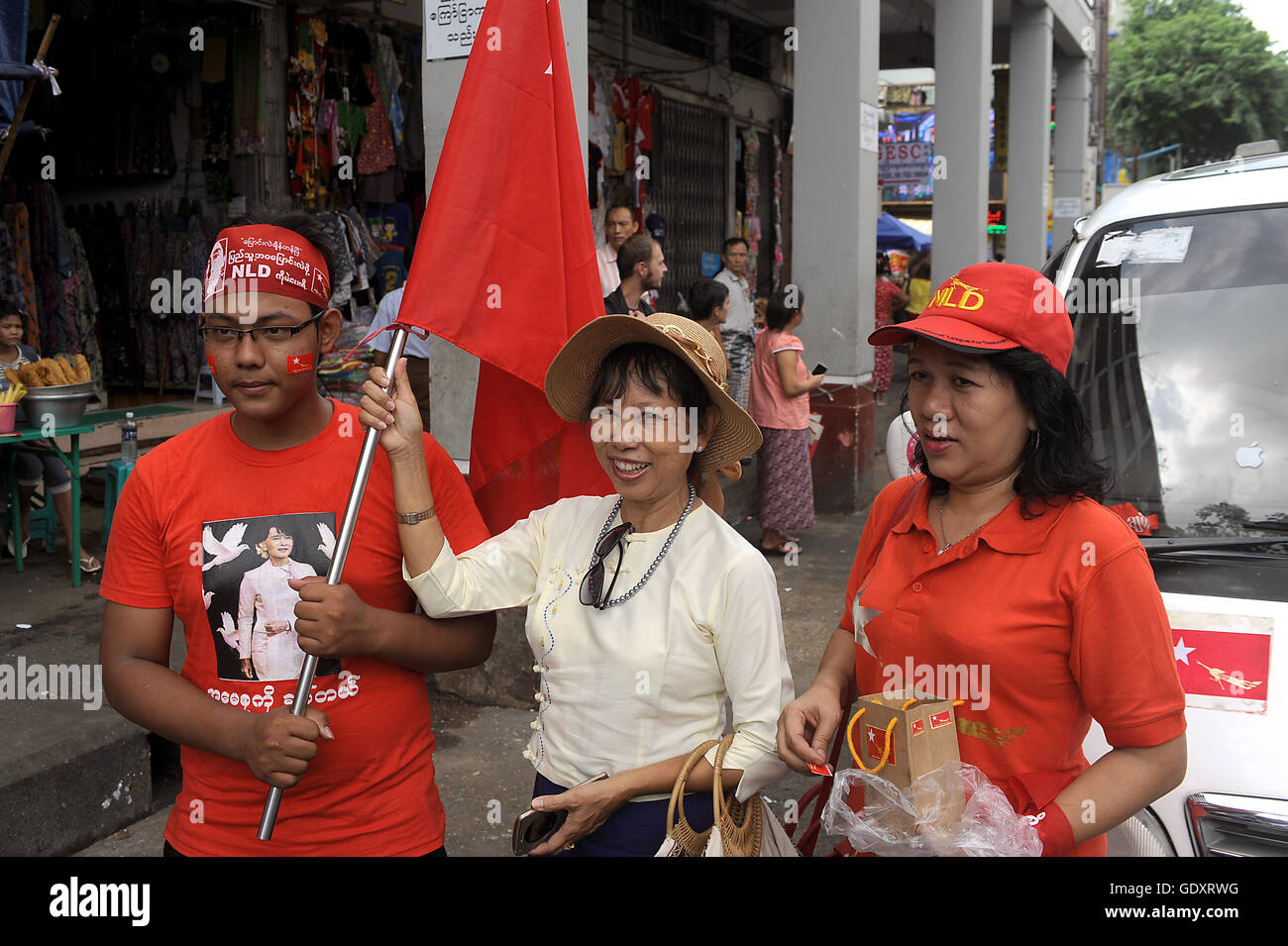 MYANMAR. Yangon. 2015. NLD campagna di partito Foto Stock