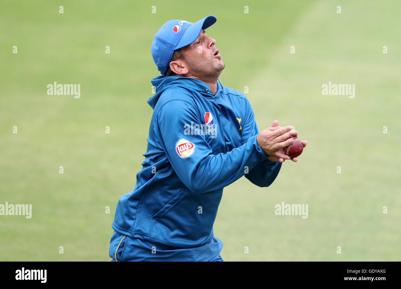 Yasir Shah del Pakistan durante la sessione di reti a Old Trafford, Manchester. PREMERE ASSOCIAZIONE foto. Data immagine: Giovedì 21 luglio 2016. Vedere PA storia CRICKET Pakistan. Il credito fotografico dovrebbe essere: Martin Rickett/PA Wire. Foto Stock