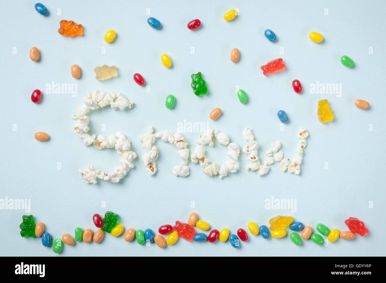 Errori tipografici parola di neve fatto di popcorn e jellybeans Foto Stock