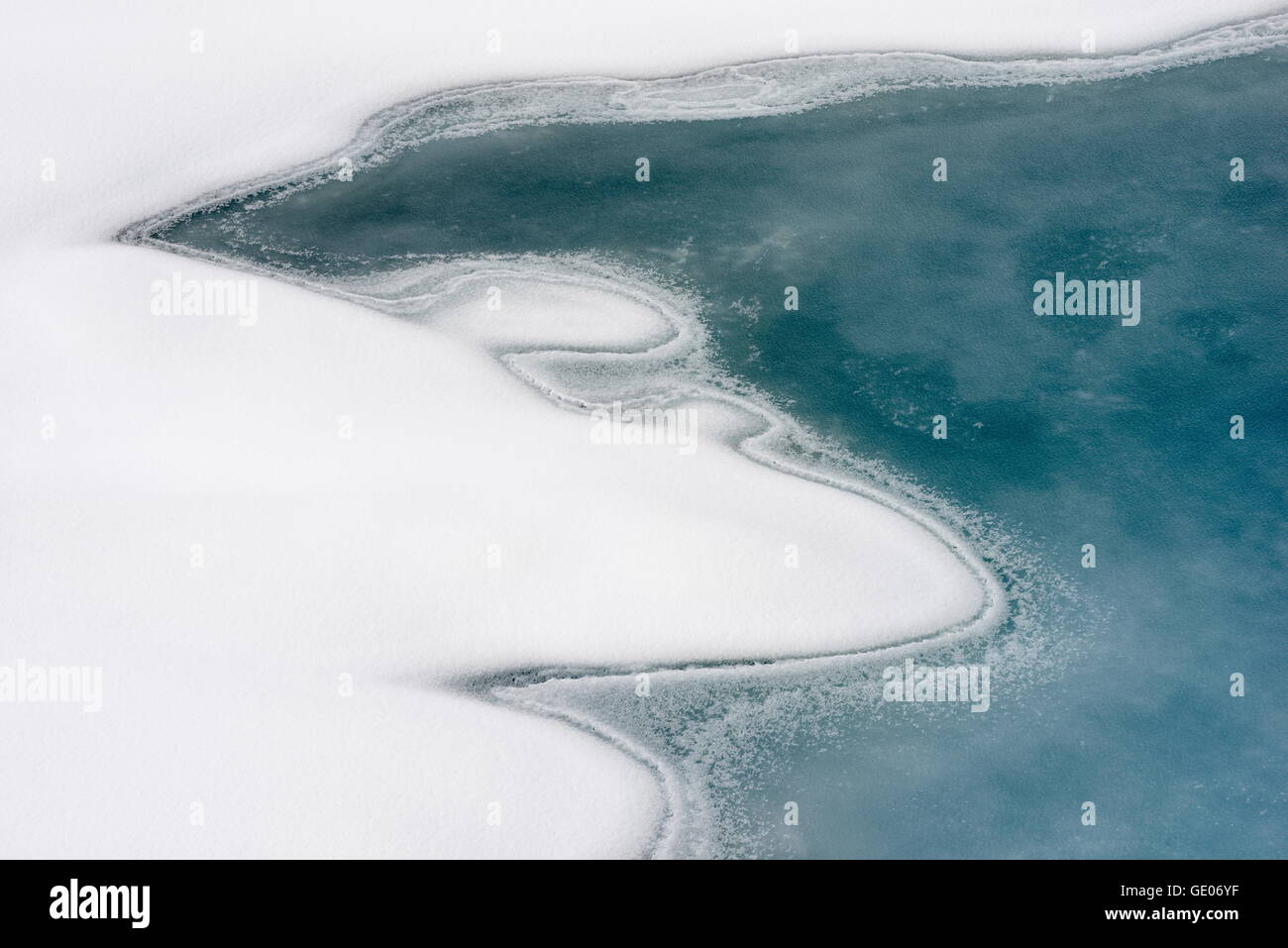 Geografia / viaggi, Francia, lago glaciale sul Mer de Glace ghiacciaio in primavera, Chamonix Mont-Blanc gamma, Additional-Rights-Clearance-Info-Not-Available Foto Stock