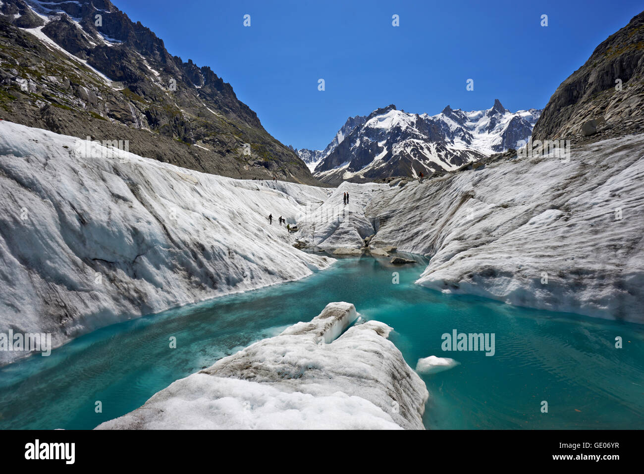 Geografia / viaggi, Francia, lago glaciale sul Mer de Glace ghiacciaio in primavera, Chamonix Mont-Blanc gamma, Additional-Rights-Clearance-Info-Not-Available Foto Stock
