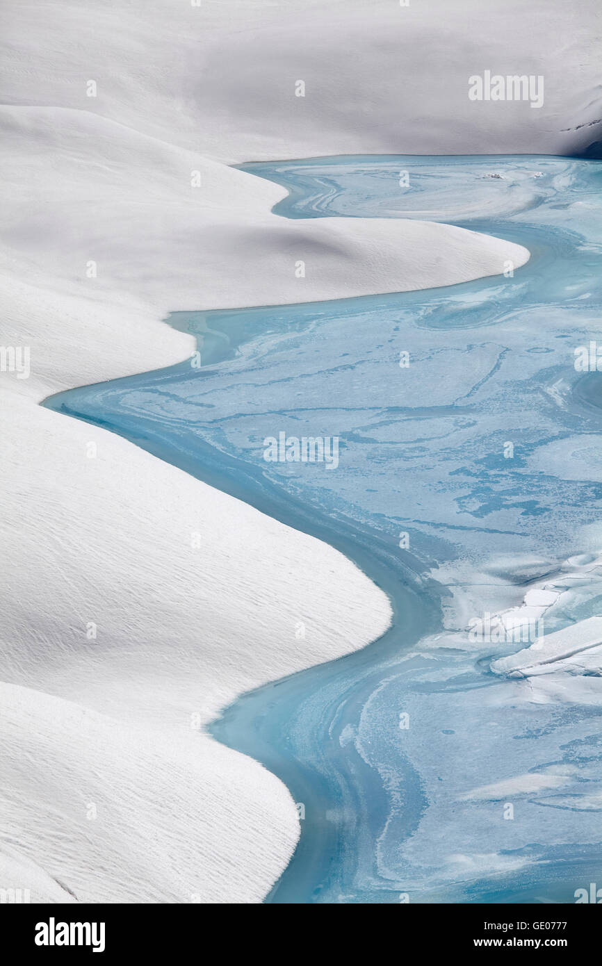 Geografia / viaggi, Francia, lago glaciale sul Mer de Glace ghiacciaio in primavera, Chamonix Mont-Blanc gamma, Additional-Rights-Clearance-Info-Not-Available Foto Stock