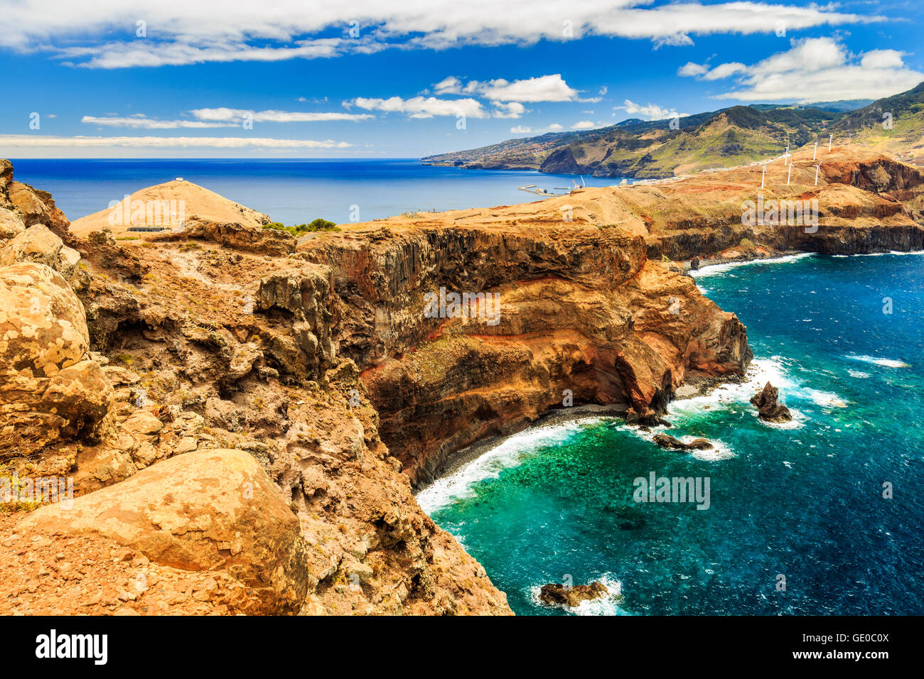 Incredibile vista delle scogliere a Ponta de Sao Lourenco, Madeira, Portogallo Foto Stock