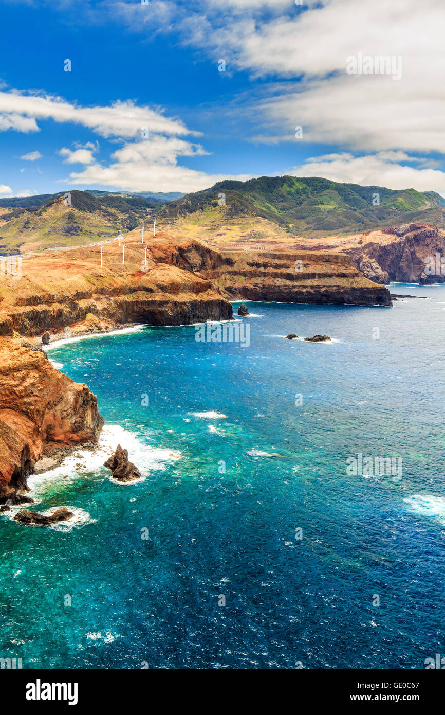 Incredibile vista delle scogliere a Ponta de Sao Lourenco, Madeira, Portogallo Foto Stock