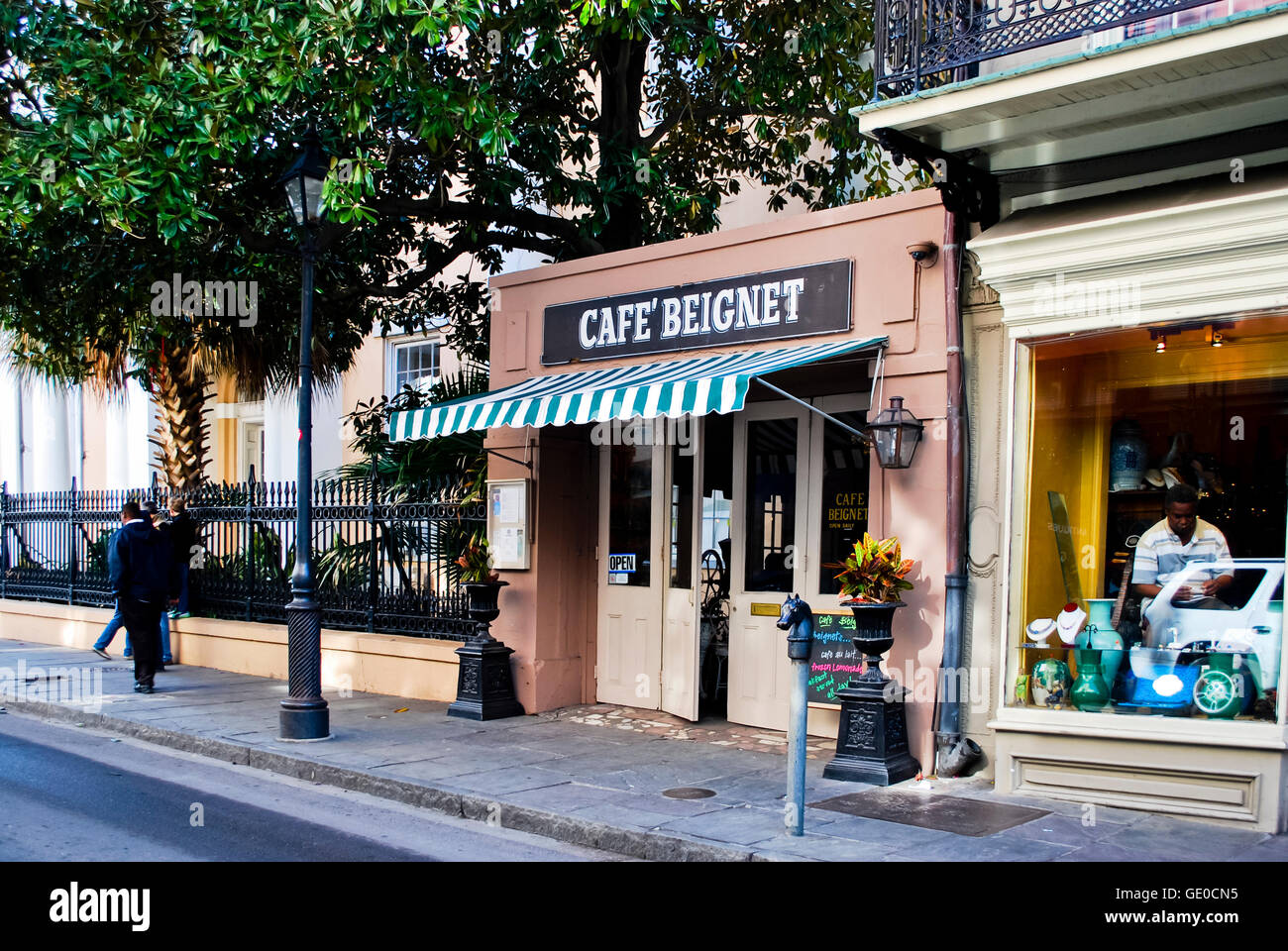 Cafe Beignet Royal Street New Orleans Louisiana USA Foto Stock