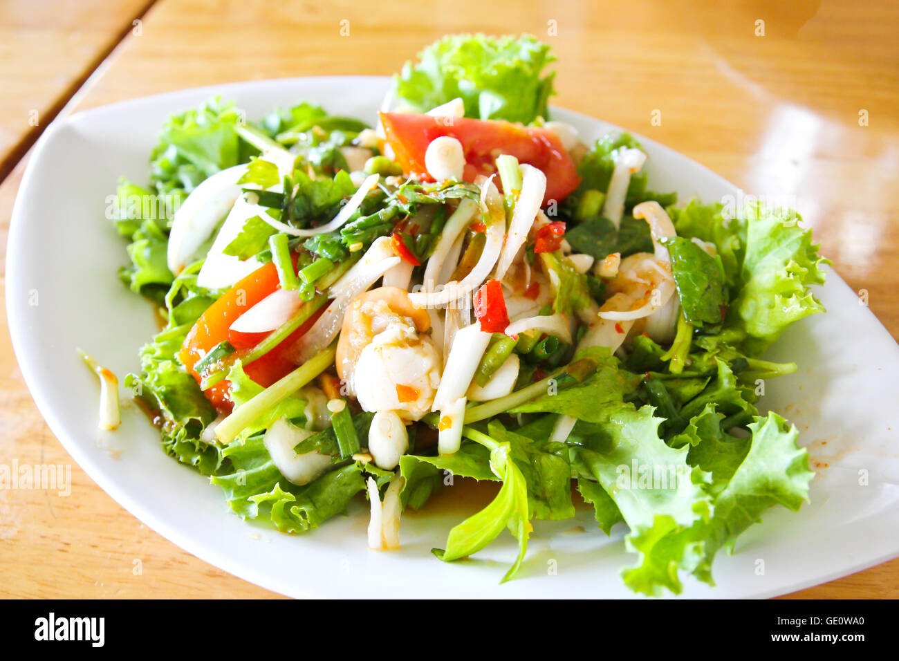 Cappesante Thai insalata piccante Foto Stock