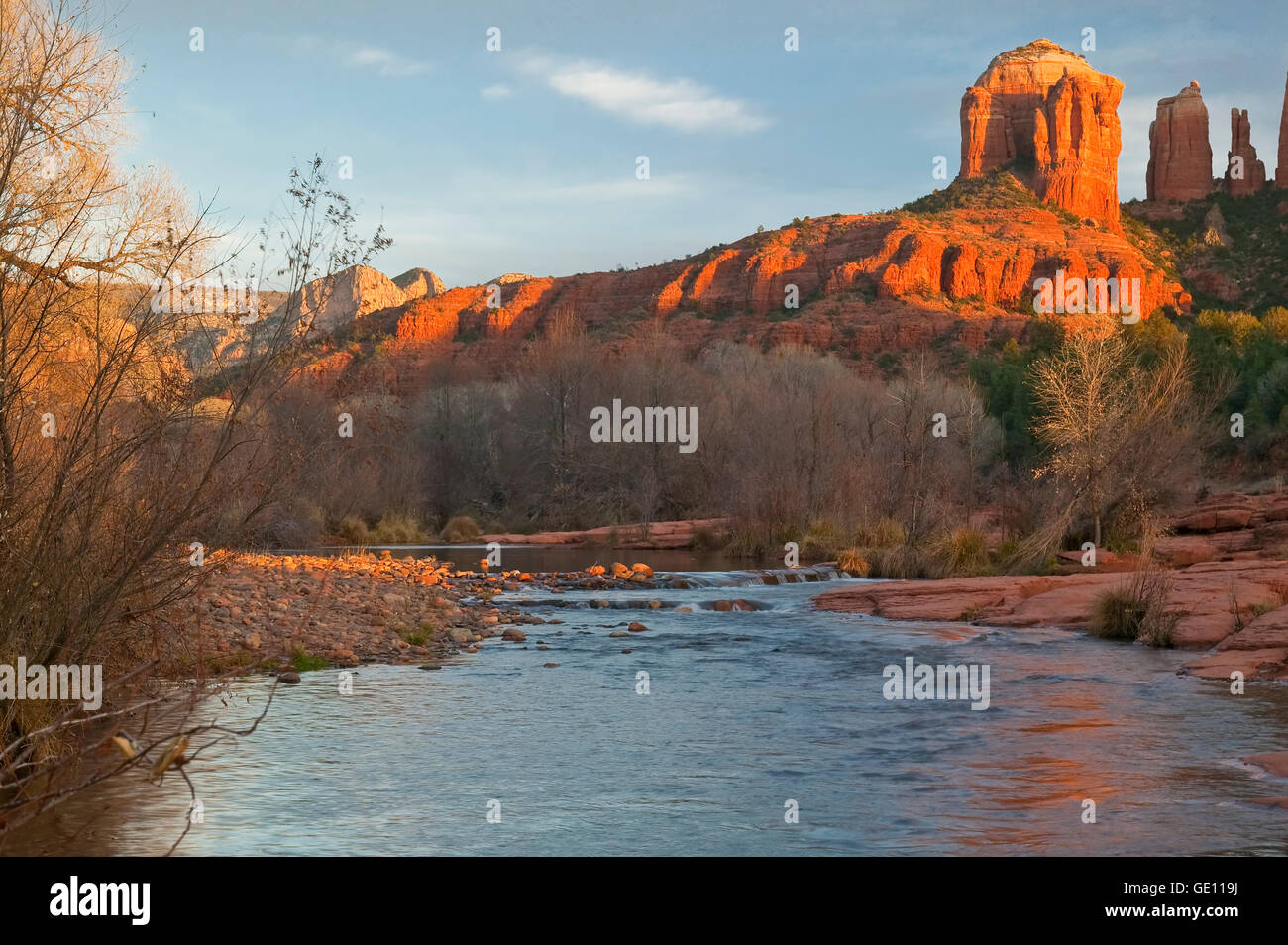 Geografia / viaggi, USA, Arizona, Sedona, Tramonto, Red Rock State Park, il Red Rock Crossing, Oak Creek, Cattedrale Rock, vicino a Sedona, in Arizona, Nord America, No-Exclusive-uso Foto Stock