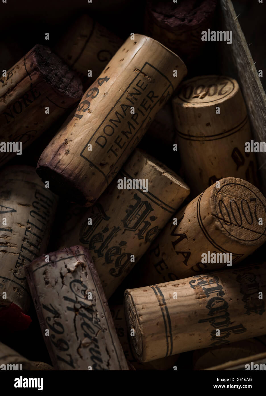 TAPPI PER VINO Foto Stock