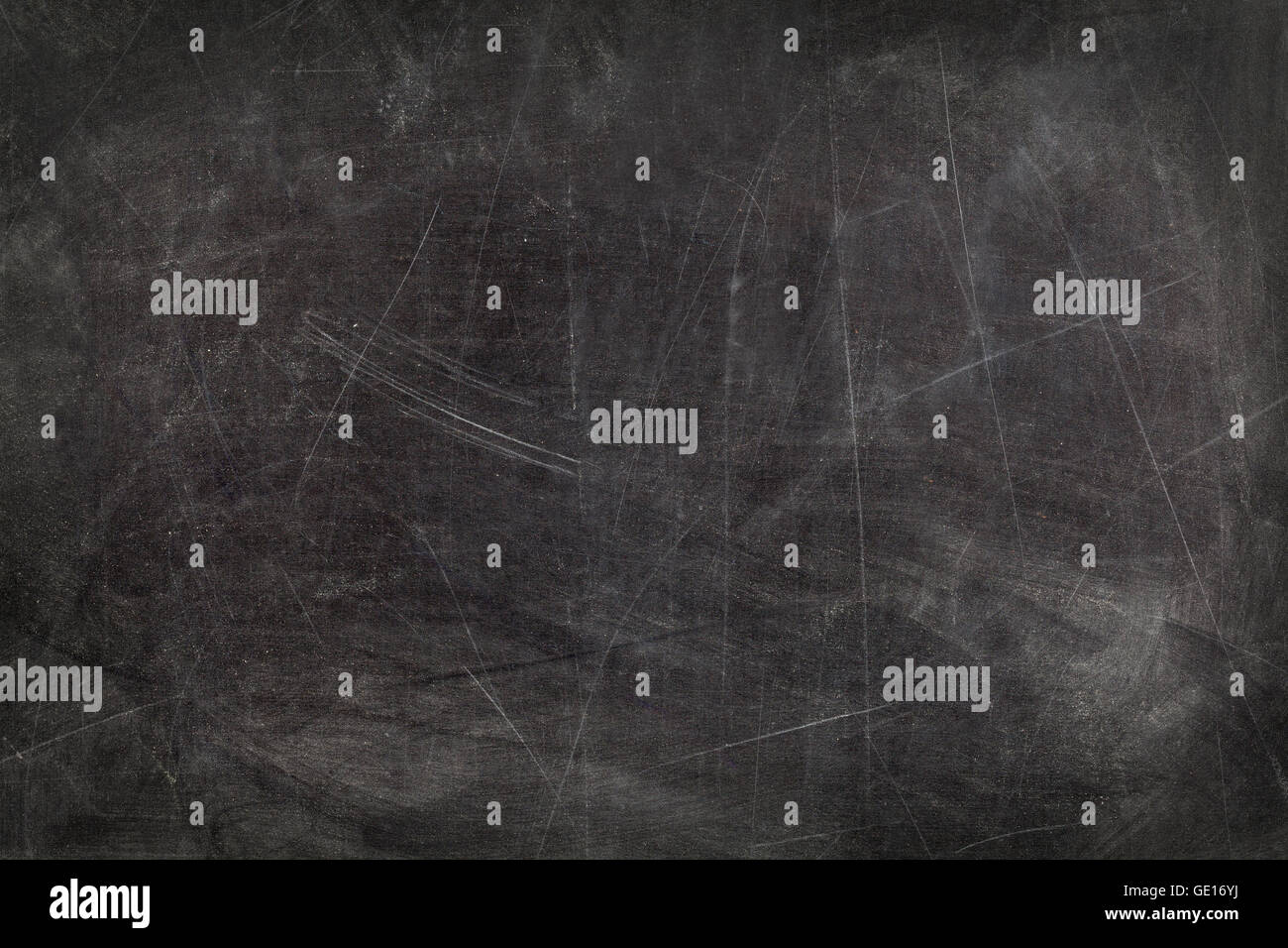Scuola di Blackboard cancellate e sbavature con copia spazio. Foto Stock