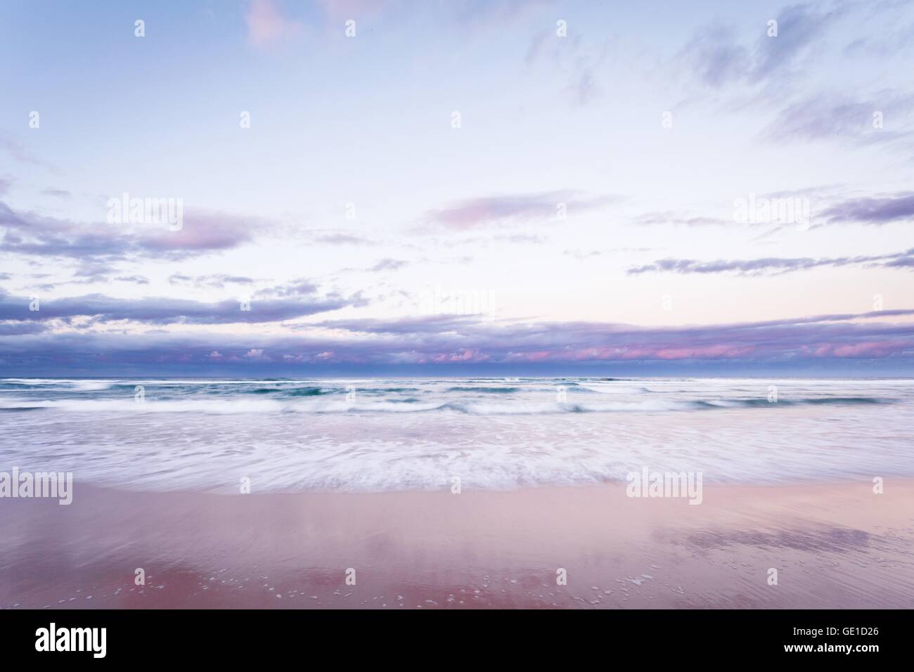 Esposizione lunga spiaggia paesaggio Foto Stock