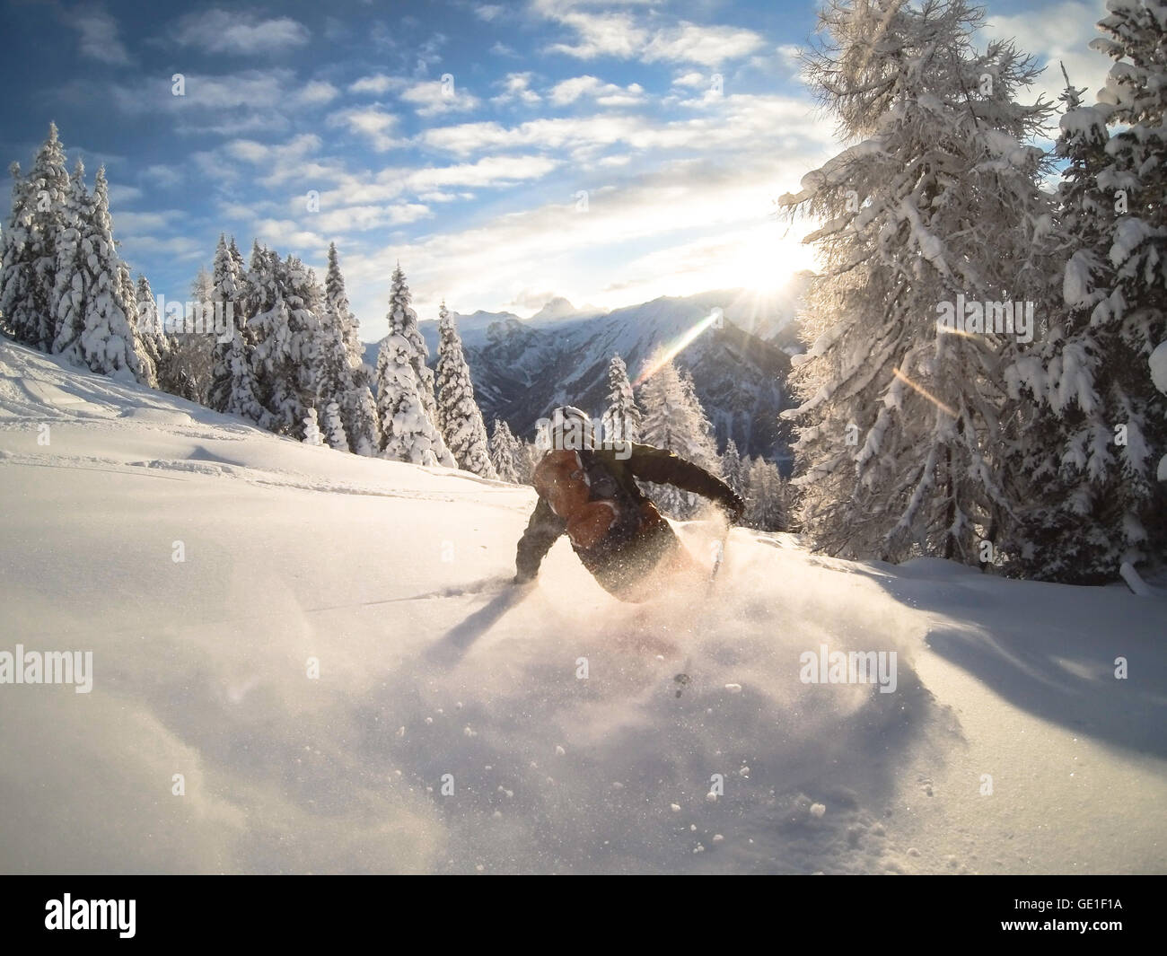 L'uomo sci fuoripista, Alpi Zauchensee, Austria Foto Stock
