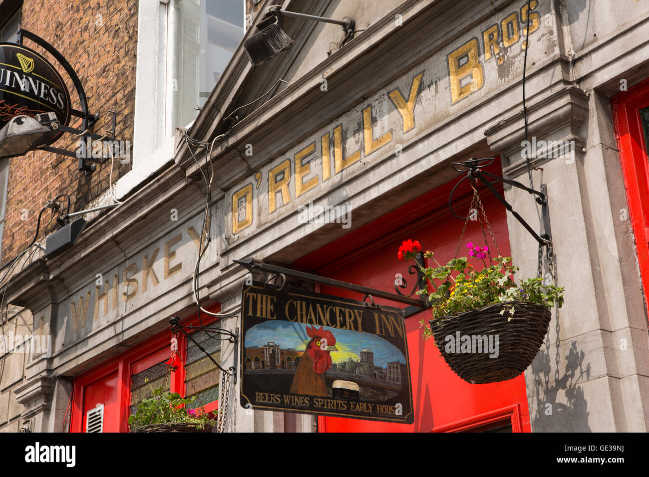 Irlanda, Dublino, Inns Quay, O'Reilly Fratelli, il Chancery Inn City Centre public house Foto Stock