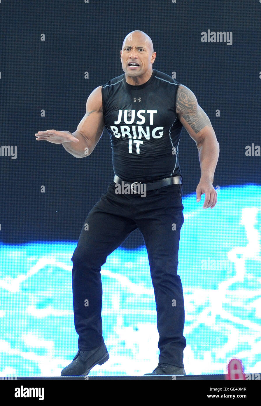 Santa Clara, CA- 29 marzo: Dwayne "The Rock" Johnson fa la sua comparsa a Wrestlemania 31 il 29 marzo 2015 a Levi Stadium di Santa Clara, California. (C) Giorgio Napolitano/MediaPunch Foto Stock
