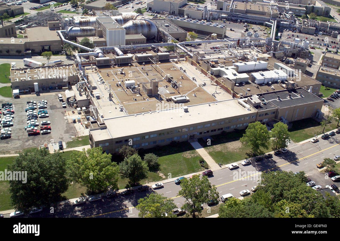 Il Engine Research Building della NASA ospita diverse gallerie del vento utilizzate per testare sistemi di propulsione e componenti del motore in varie condizioni di volo, migliorando l'ingegneria aerospaziale e la progettazione di veicoli. Foto Stock