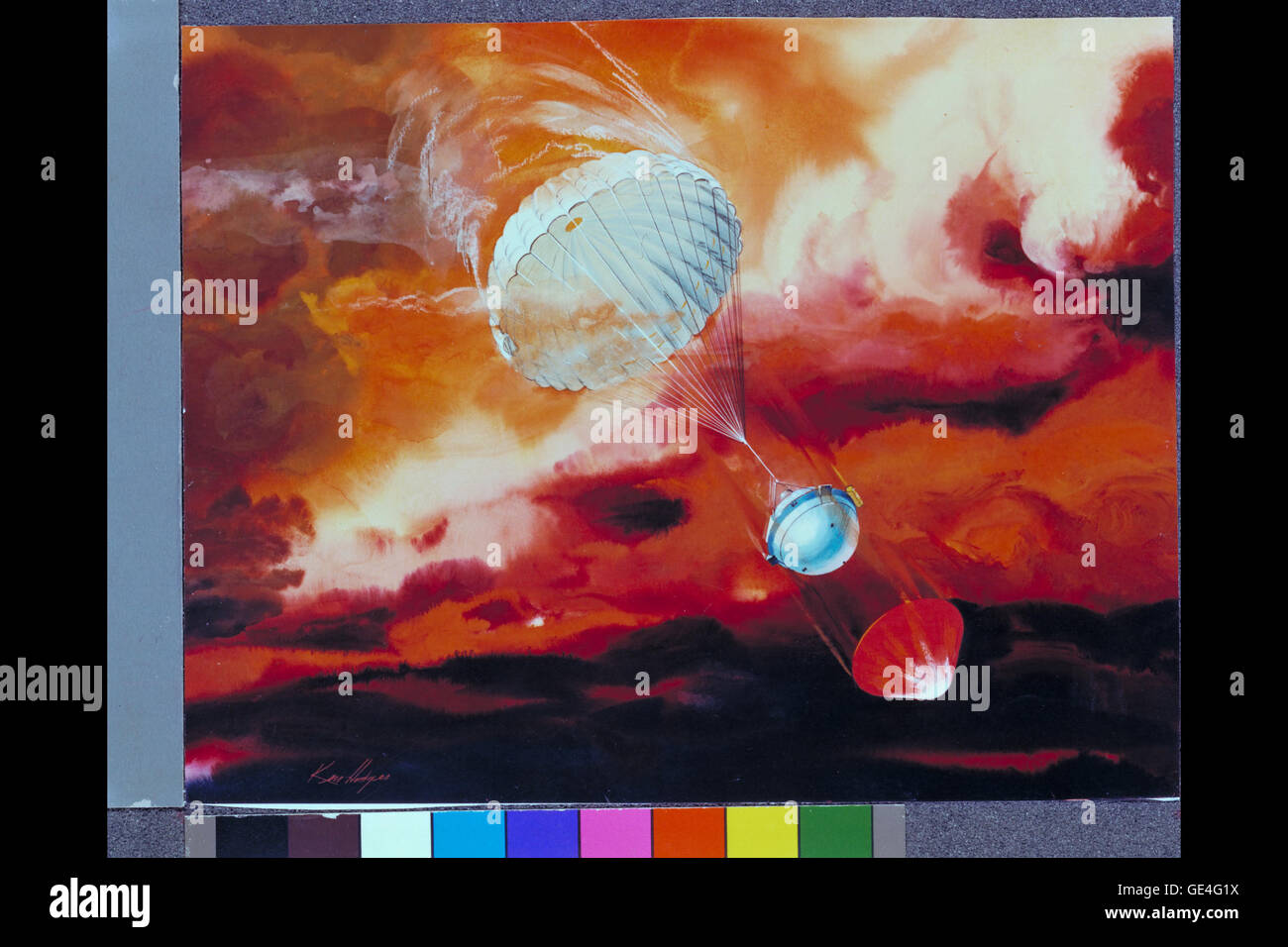 Descrizione: Sonda Galileo discendente nel Giove atmosfera della mostra lo scudo termico la separazione con il paracadute distribuito, come "si blocca sul sartiame" e campioni l'atmosfera del più grande pianeta del sistema solare, un momento chiave nel volo di Galileo. La sonda è entrato il lato soleggiato di Giove e atmosfera fornita per la prima campionatura diretta di l'atmosfera del pianeta. Il Jet Propulsion Laboratory ha avuto su tutti la responsabilità di gestione di Galileo. NASA Ames Research Center era responsabile per lo sviluppo della sonda. (Rif. JPL P-19180) Artista: Ken Hodges Foto Stock