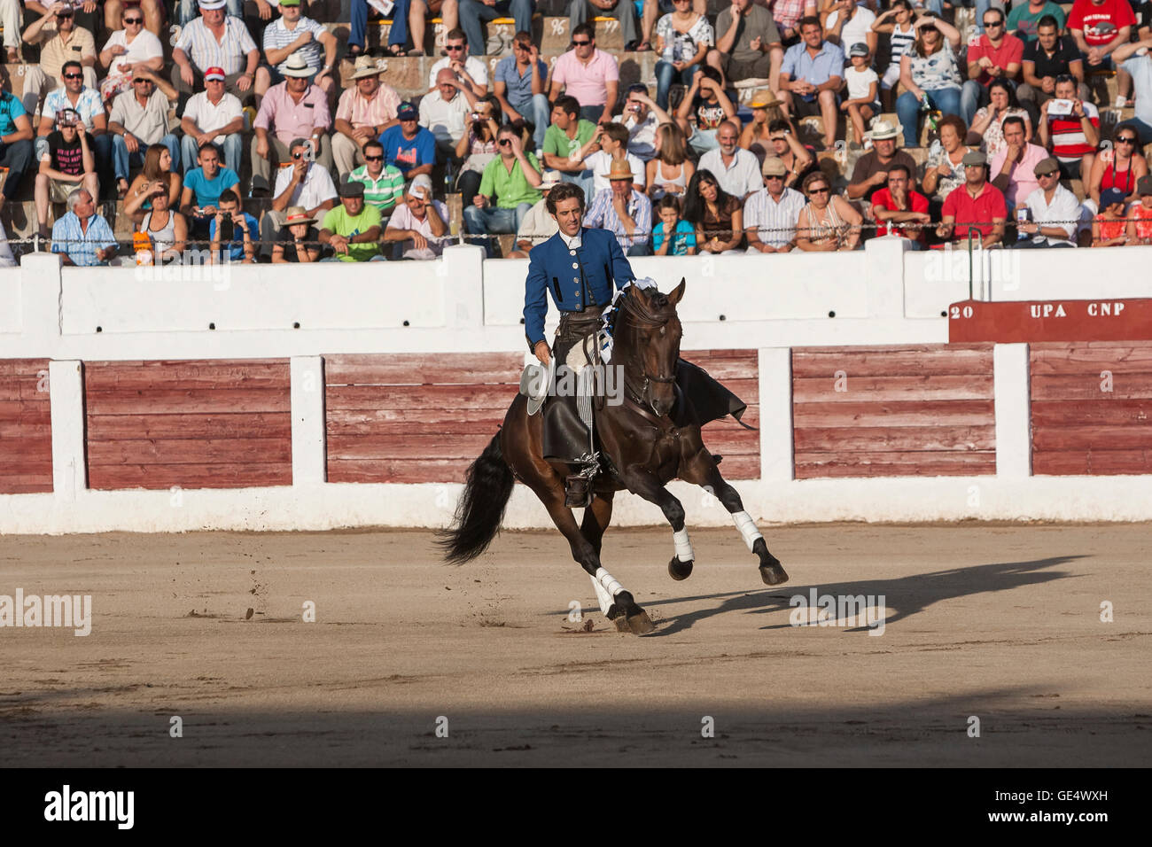 Linares, Spagna- agosto 31, 2011: torero spagnolo a cavallo Pablo Hermoso de Mendoza la corrida a cavallo di Linares Foto Stock