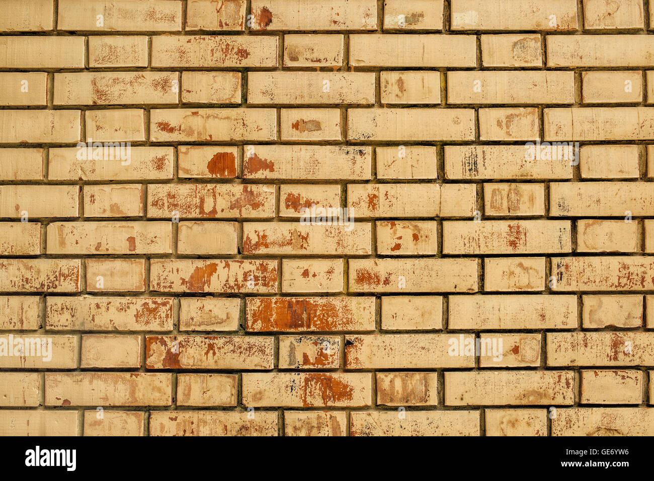 Weathered muro di mattoni texture, degrado urbano sfondo Foto Stock
