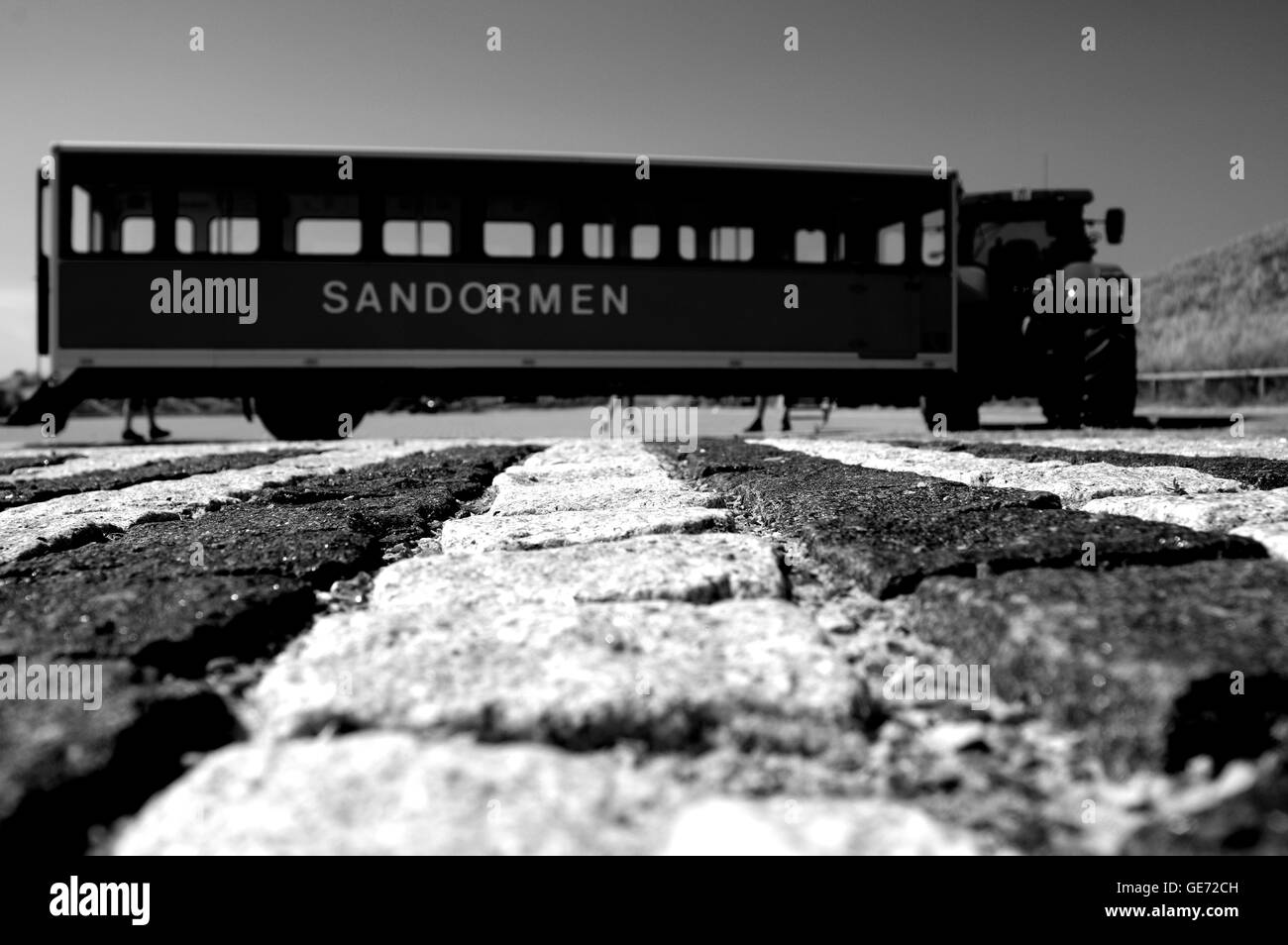 Blackandwhite,adorabili,waldisputninsphotography,geometria,abstract,moody,creative,prospettiva,pavimentazione,Road,superficie,,areale wayart Foto Stock