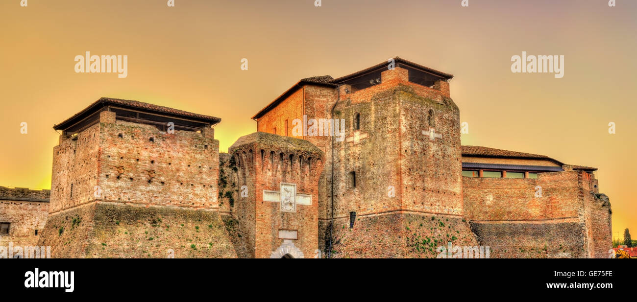 Castello di rimini immagini e fotografie stock ad alta risoluzione - Alamy