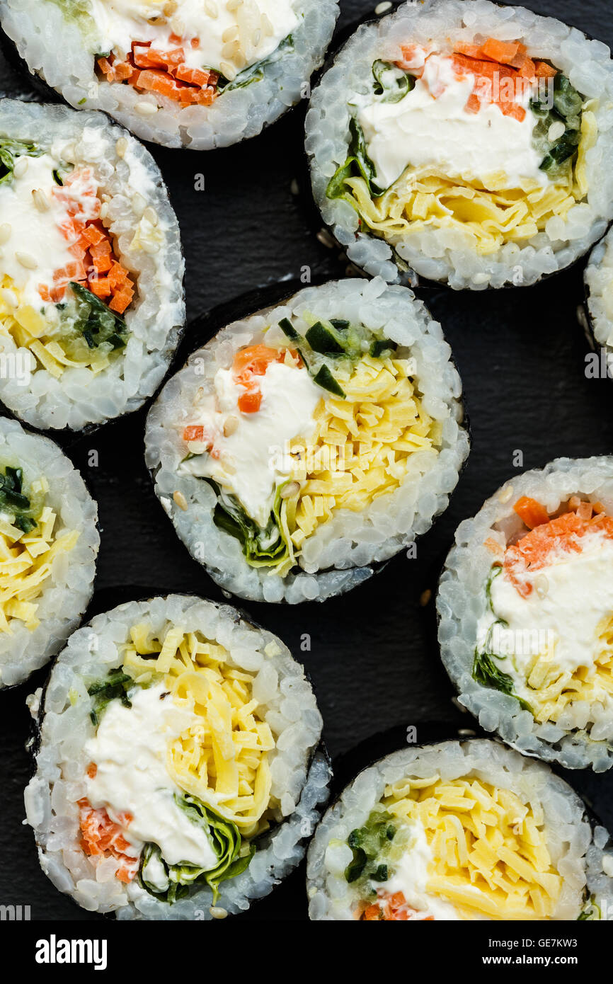Kimbop o kimbap cibo Coreano, rotolo di riso Foto Stock