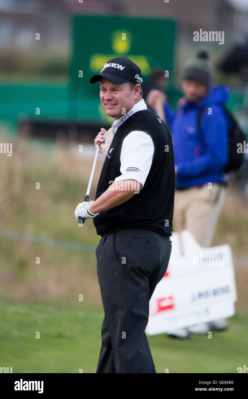 Stati Uniti d'America è Joe Durant il XVII durante il giorno tre del 2016 Senior Open Championship a Carnoustie Golf Links. Stampa foto di associazione. Picture Data: Sabato 23 Luglio, 2016. Vedere PA storia GOLF Carnoustie. Foto di credito dovrebbe leggere: Kenny Smith/filo PA. Restrizioni: Utilizzo soggetto a restrizioni. Solo uso editoriale. Uso non commerciale. Chiamate il numero +44 (0)1158 447447 per ulteriori informazioni. Foto Stock