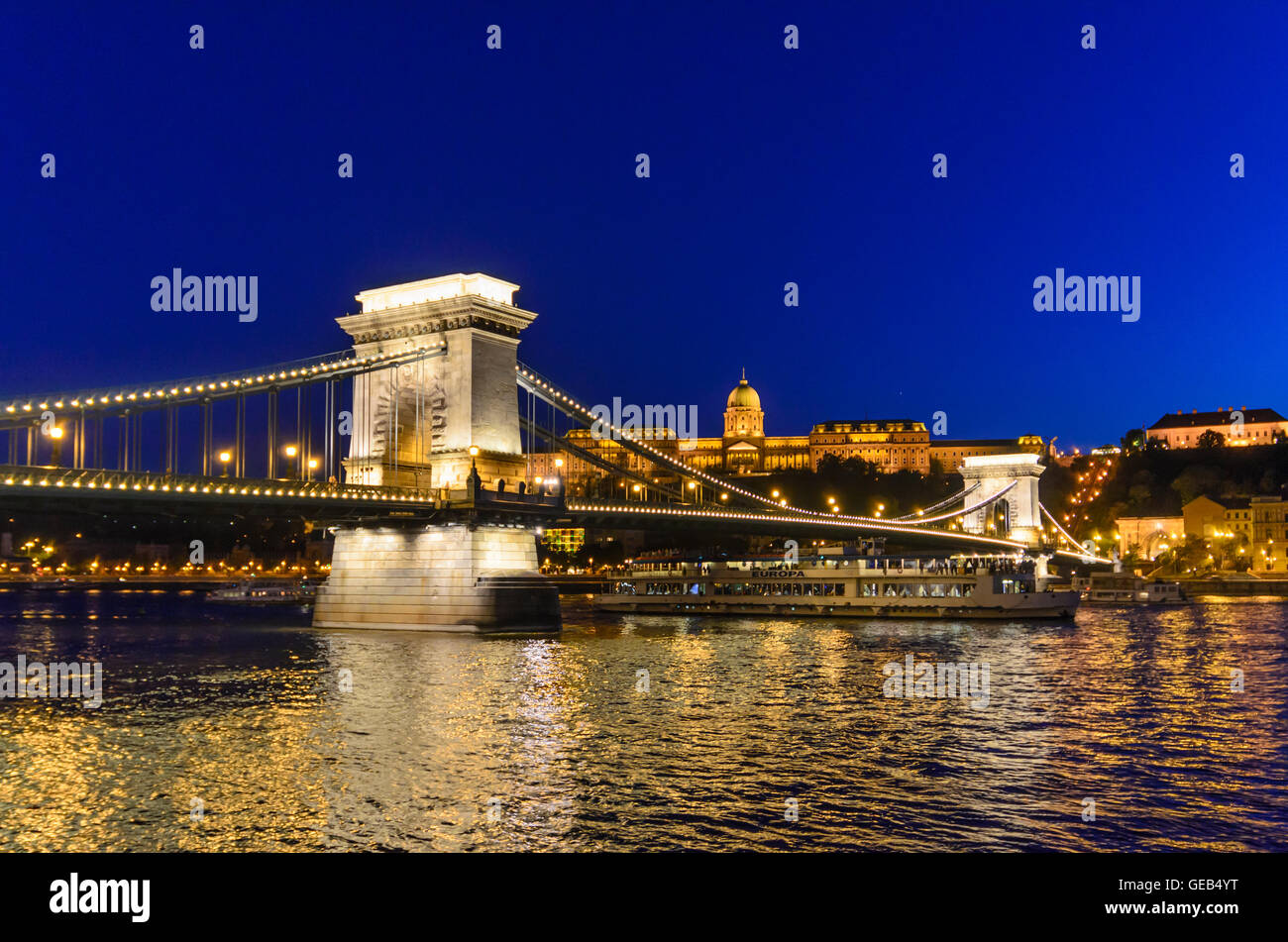 Budapest: il Danubio, il Ponte della Catena, il Castello di Buda, Ungheria, Budapest, Foto Stock