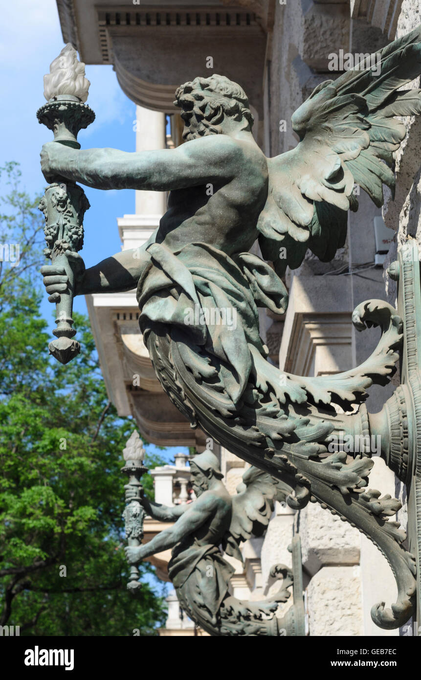 Budapest: porta torcia al Museo Postale, Ungheria, Budapest, Foto Stock