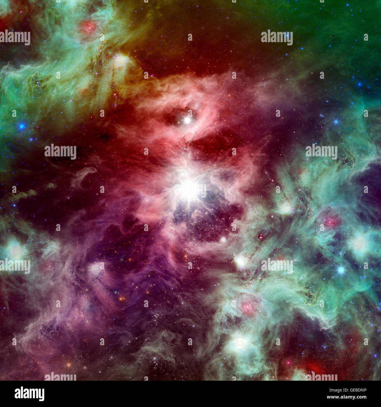 Spazio bella nebulosa con stelle luminose e nuvole Foto Stock