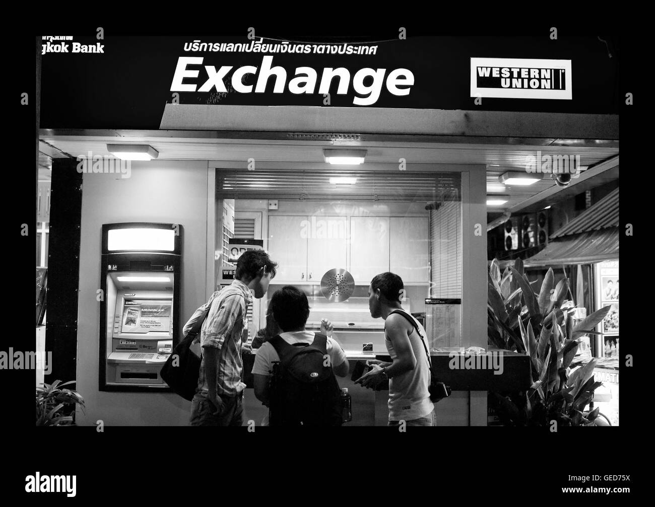 Una notte a western union money exchange Foto Stock