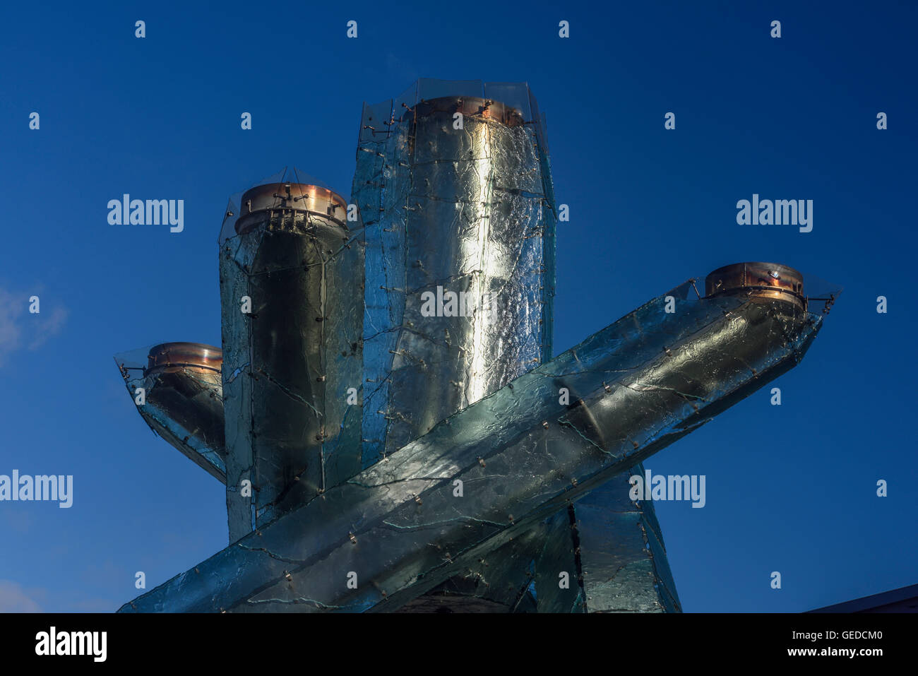 La parte superiore della Olympic Couldron fuori il Vancouver Convention Center, Vancouver, Canada Foto Stock