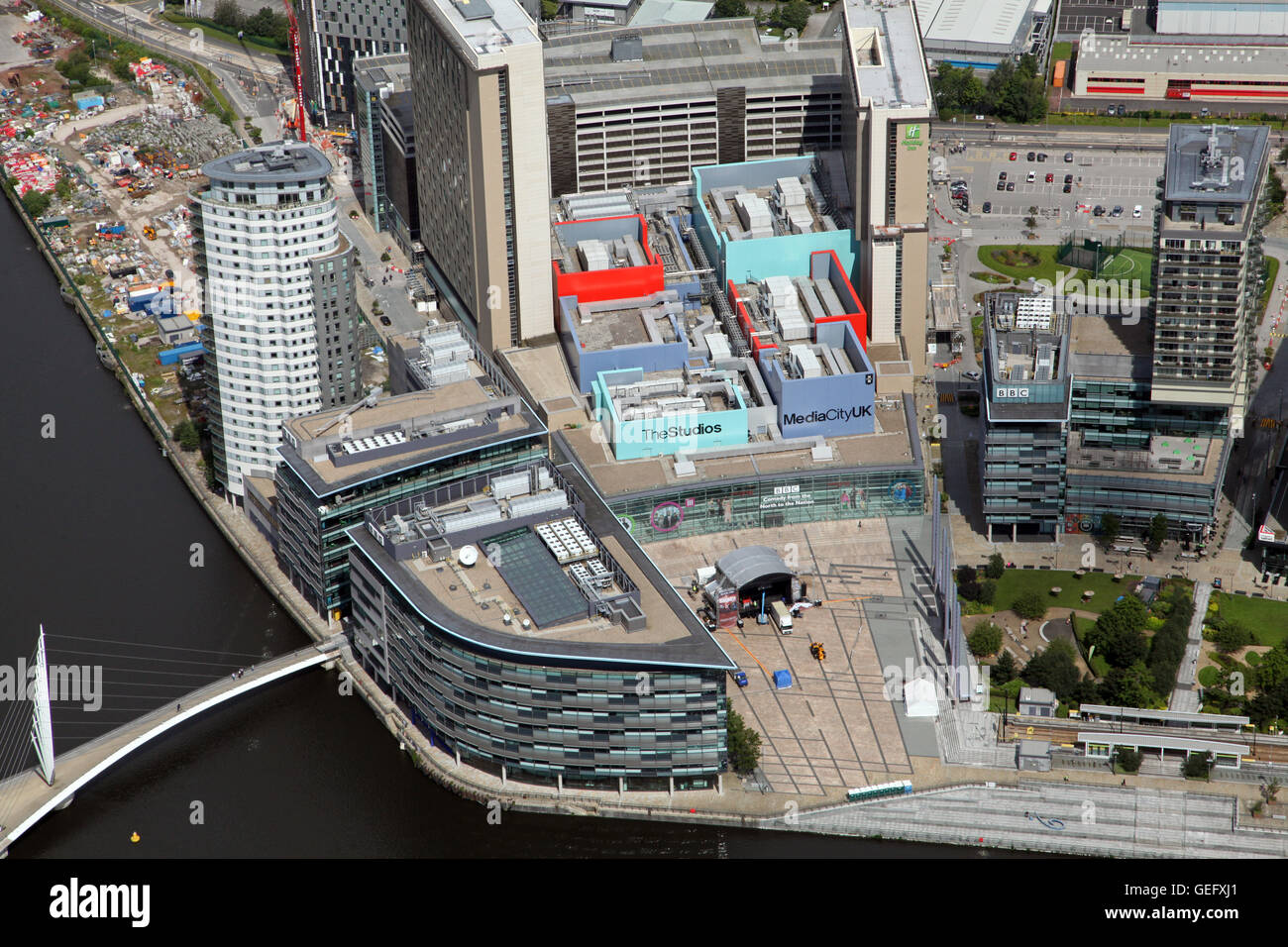 Vista aerea della BBC studios in MediaCity, Salford Quays, Manchester, Regno Unito Foto Stock